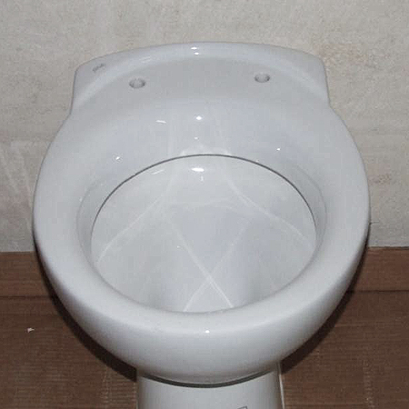 🚽 Sièges de toilettes aux formes bizarres et aux dimensions
